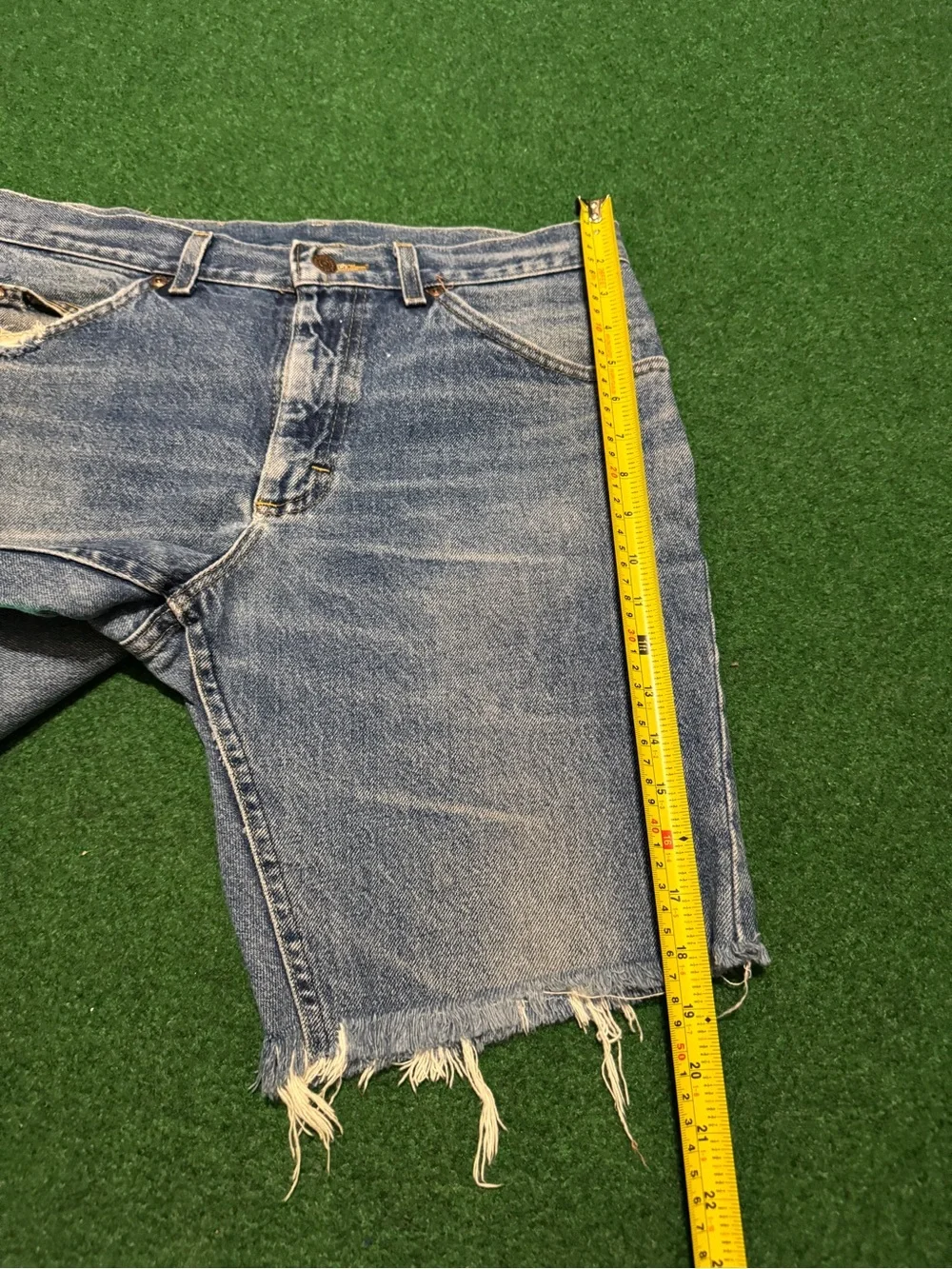 Lee Vintage Denim Shorts Cutoff 32 80s 90s Grunge 9” Distressed Jorts